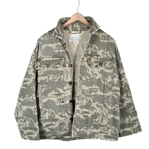 CURRENT ELLIOTT The Militia Utility Canvas Jacket in Broken Camo - Picture 4 of 14